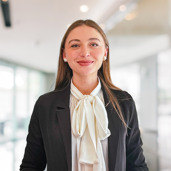 Rocio Igarzabal - Agente inmobiliaria RE/MAX Oportunidades Neuquen
